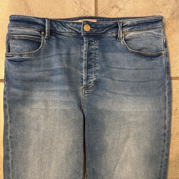 Kut from the Kloth Women’s 16 Charlize Cigarette Leg High Rise Skinny Cut Hem - Picture 2 of 8